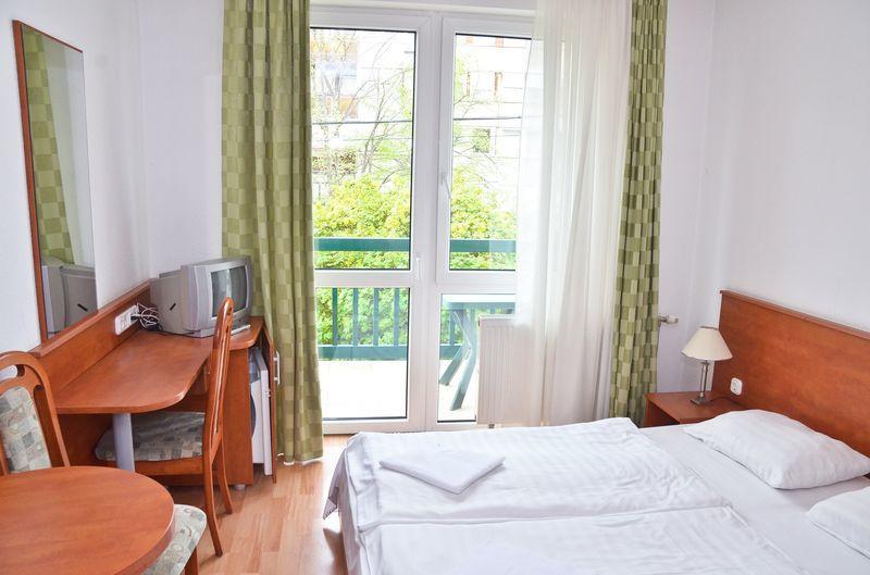 Hotel Kristaly Hajduszoboszlo Ngoại thất bức ảnh