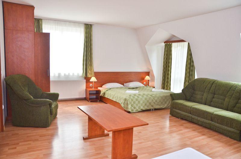 Hotel Kristaly Hajduszoboszlo Ngoại thất bức ảnh