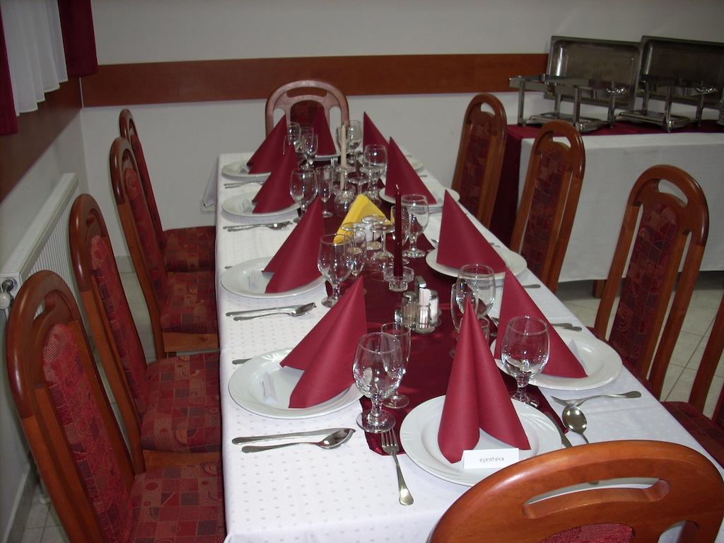 Hotel Kristaly Hajduszoboszlo Ngoại thất bức ảnh